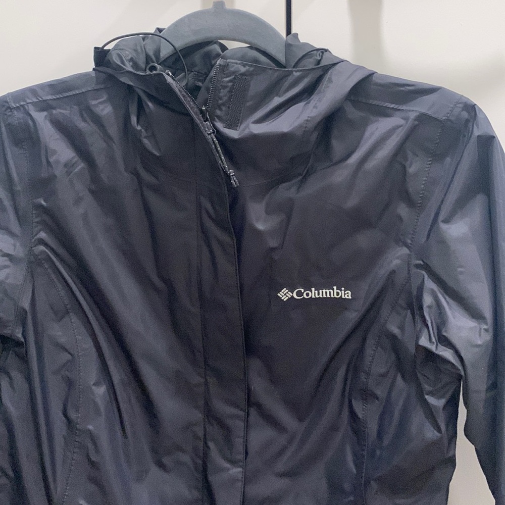 Columbia Windbreaker